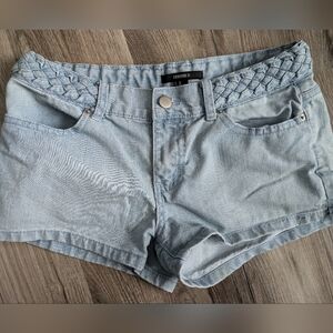 Forever 21 Denim Shorts Size 28
